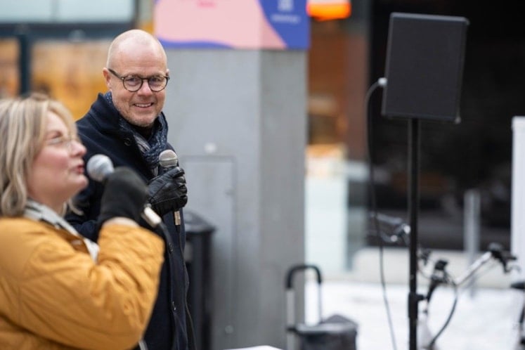 Bild över Sven Stork, region-VD på Castellum som talar på eventet