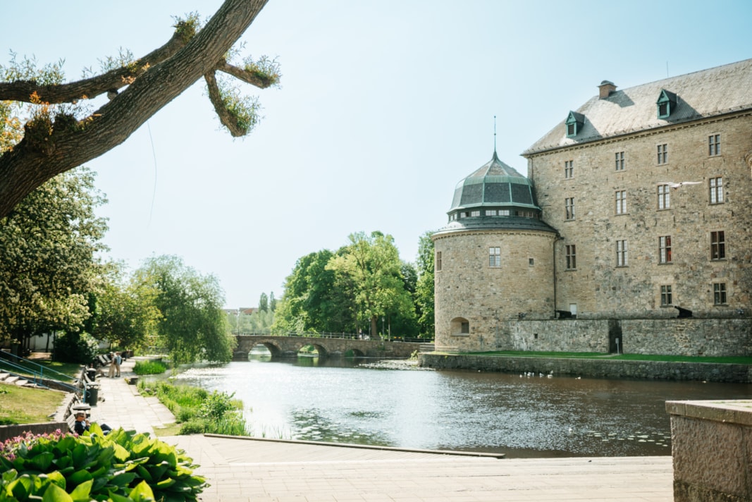 Örebro Slott ligger mitt i Svartån